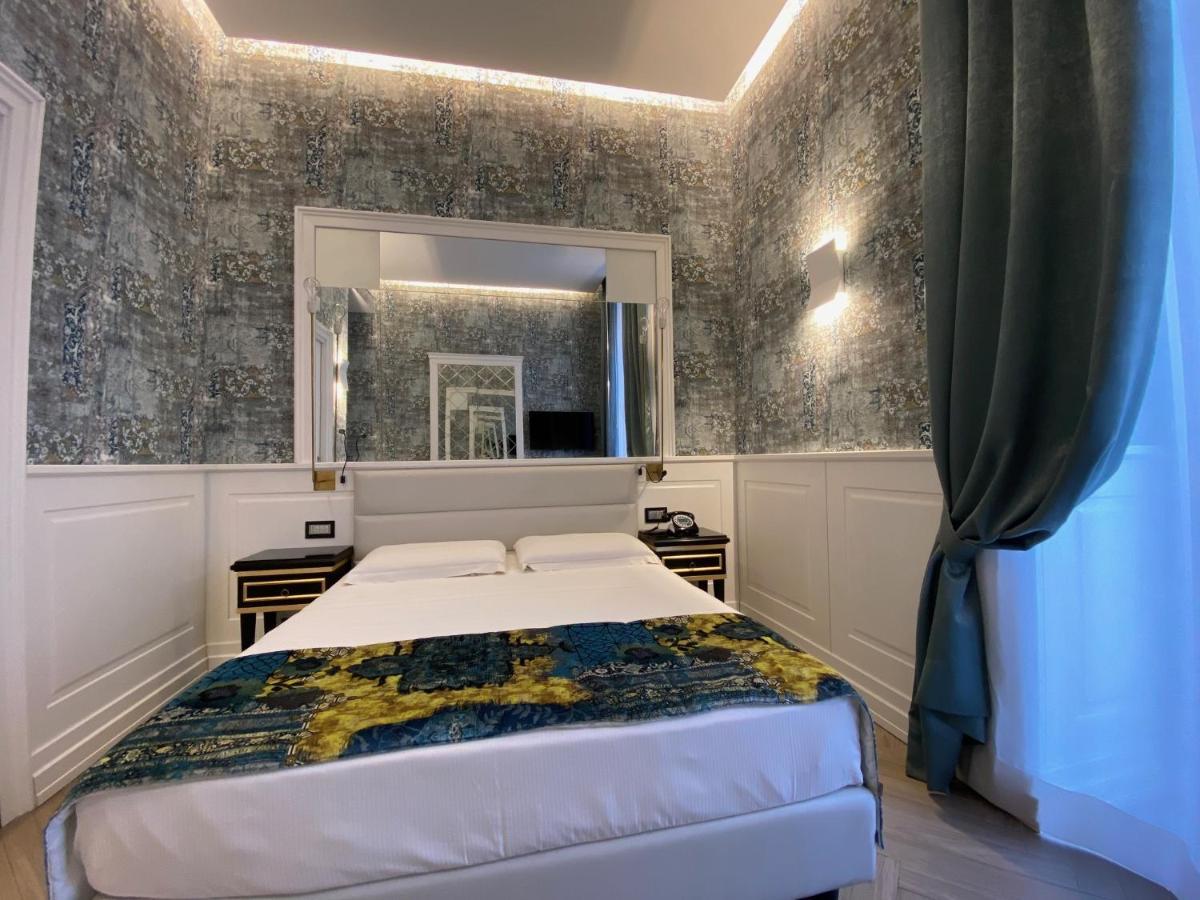ナポリ Relais Piazza Vittoria Bed & Breakfast エクステリア 写真