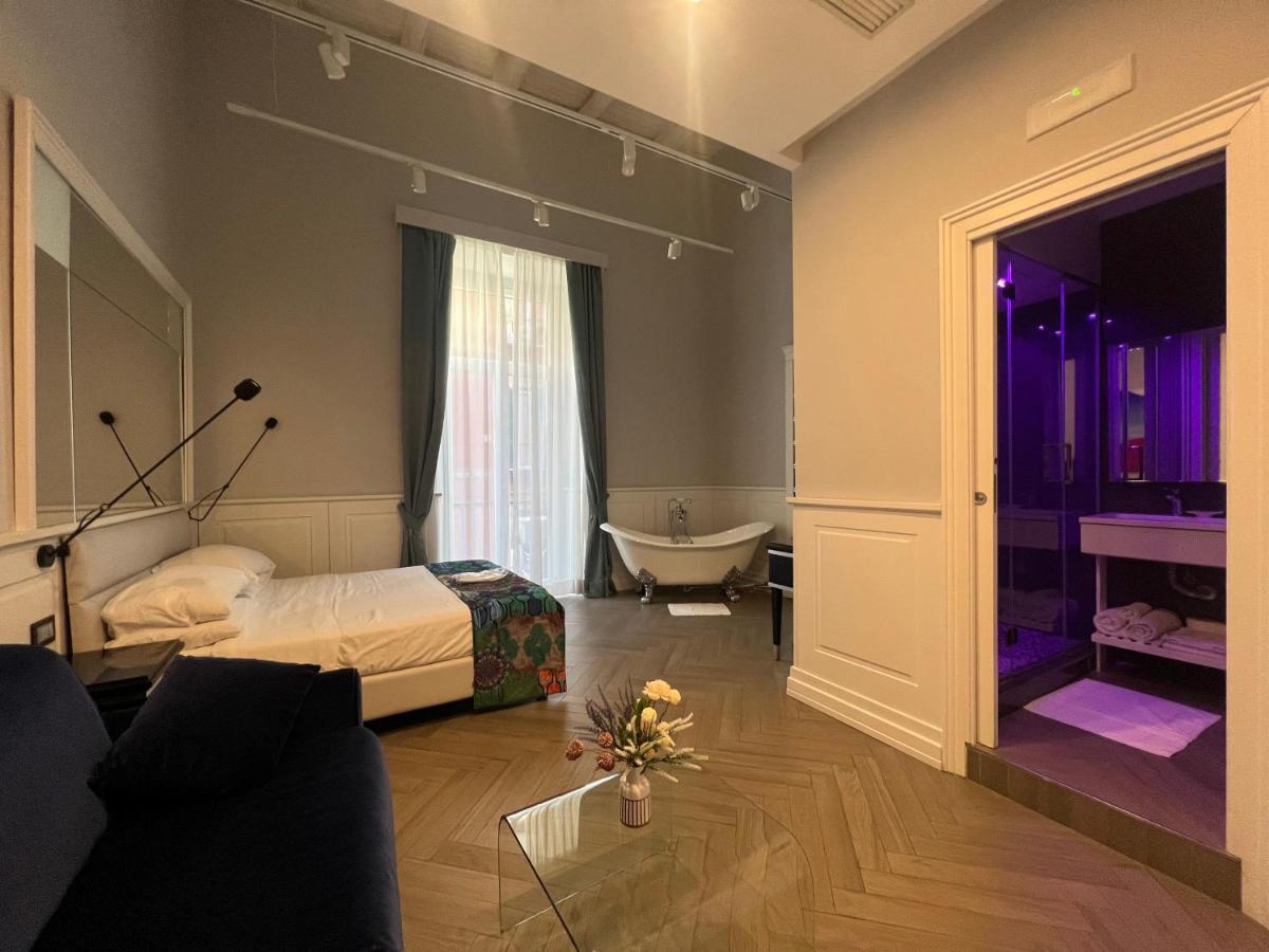 ナポリ Relais Piazza Vittoria Bed & Breakfast エクステリア 写真