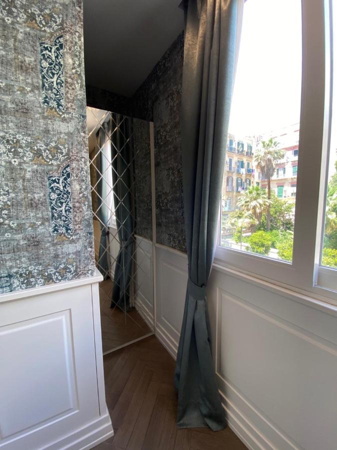 ナポリ Relais Piazza Vittoria Bed & Breakfast エクステリア 写真
